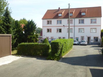 Schöne helle 2-Raum Wohnung mit Einbauküche