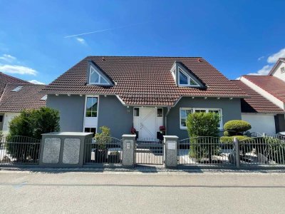 Exklusives Architektenhaus mit Stil - Traumgarten, Pool, Sauna & Weinkeller