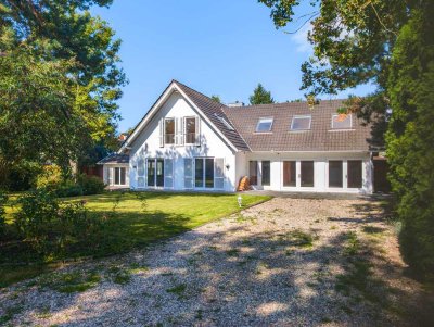 Rüngsdorf: Residenz mit großem Garten in privater Wohnlage