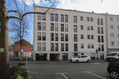 Neuwertige 3-ZW in der obersten Etage mit Loggia und TG-Stellplatz in Bestlage von Nürnberg
