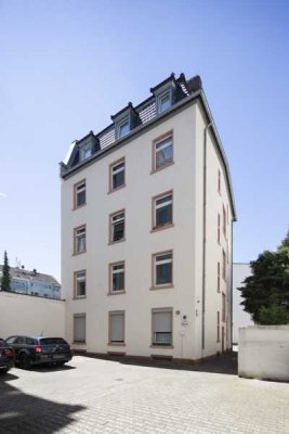 Schöne 2-Zimmerwohnung im Nordend mit Einbauküche!