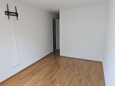 Helle 3-Zimmer Wohnung mit Terasse in Stuttgart-Vaihingen