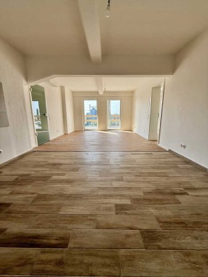 Zentrale Wohnung mit Balkon, Elbblick und praktischer Aufteilung in attraktiver Lage Magdeburg
