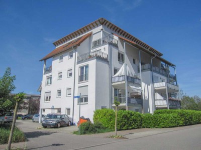 Bezugsfrei: Lichtdurchflutete 3-Zimmer-Eigentumswohnung mit überdachtem Balkon