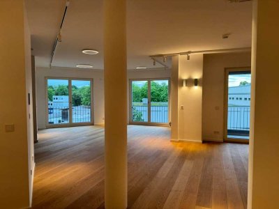 Extravagante Loft-Wohnung mit 2 Loggien im Herzen Münchens