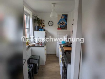 Tauschwohnung: Günstige und helle 2-Zimmer gegen Wohung mit Balkon