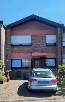 Charmantes Reihenmittelhaus im Grünen