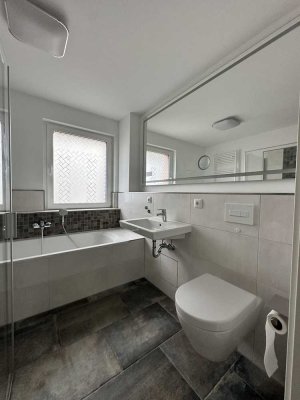 -Neubau bezugsfertig- Traumhafte 4-Zimmer-Wohnung mit hochwertiger EBK, Balkon und Tiefgarage