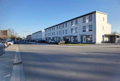 Neuwertiges 5-Zimmer-Reihenhaus mit EBK in Braunschweig