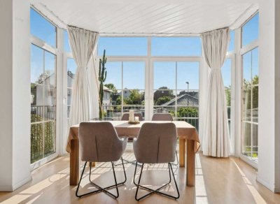 Moderne Maisonette-Wohnung mit drei Balkonen und Tiefgarage