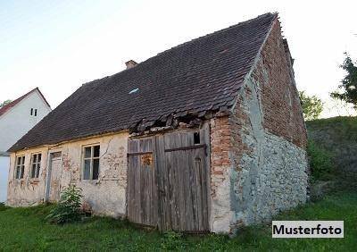 Kleines Einfamilienhaus in steiler Hanglage