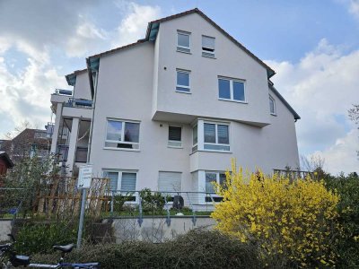 Rentables Schmuckstück  4 % Rendite, moderne 2 Zimmer, großer Balkon, Aufzug, TG, beliebte Wohnlage