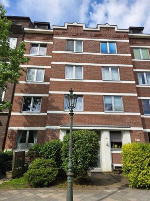 Ihr neues Zuhause in Derendorf! 2,5-Zimmer-Wohnung mit Loggia und viel Potenzial.