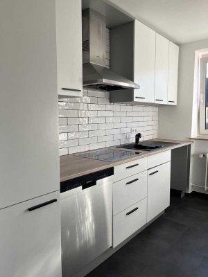 Exklusive 3-Zimmer-Wohnung mit Balkon und Einbauküche nähe Wöhdersee