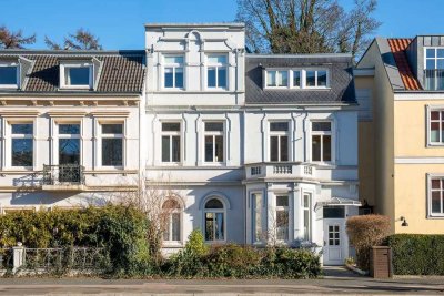 Eleganz, Geschichte, Vision – Ihre Villa in Eppendorf