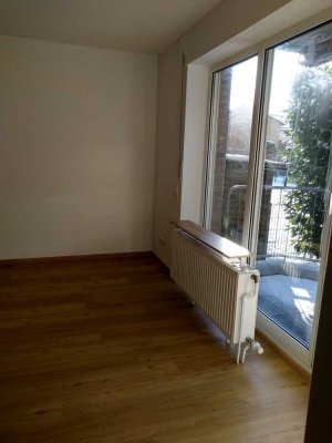 Ruhige 2 ZKDB Wohnung mit Balkon
