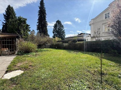 Rarität! Wunderschöne 3 Zimmer Altbauwohnung mit großen Garten in der Riedenburg