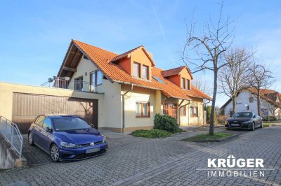 KA-Hohenwettersbach / MFH nutzbar als Mehrgenerationenhaus mit drei Wohnungen (DG & UG frei)