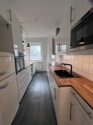 möblierte 3-Zi.-Altbauwohnung in HH-Eppendorf - nur für WG