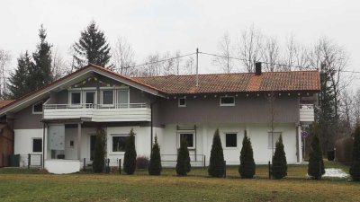 Schönes, geräumiges Haus mit zwei Wohnungen im Oberallgäu, Sonthofen.  (Kreis), Sonthofen