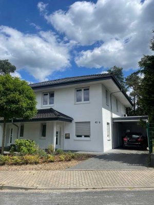 Wo Sie hingehören... Tolle Doppelhaushälfte in bester Lage von Schloß Holte-Stukenbrock
