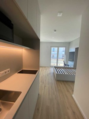 nur für Studenten - Modernes Apartment mit Balkon & Pantryküche , Regensburg