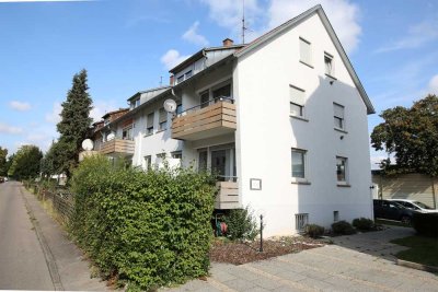 Helle, gemütliche DG Wohnung in Stuttgart-Hedelfingen