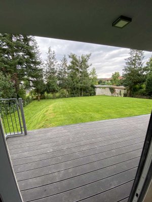 Wohntraum in ruhiger Villenlage l Privaten XXL Garten von 100 m² zur alleinigen Nutzung