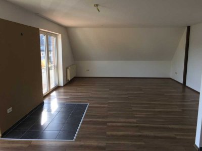 Schöne  3-Zimmer -Wohnung mit Einbauküche in Lehrte