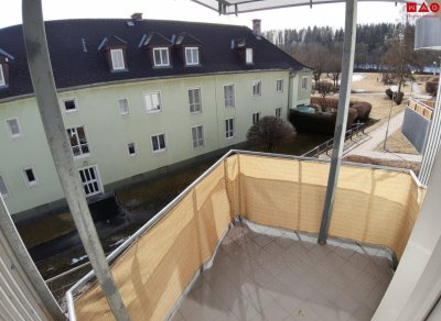 Geräumige 3-Zimmerwohnung mit Balkon!