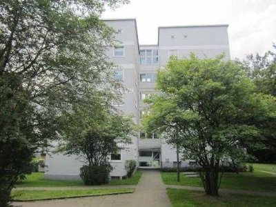 Lichtdurchflutete 2-Zi-Wohnung mit Blick über Eppendorf!