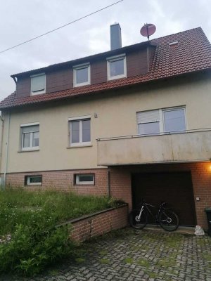 Preiswertes 8-Raum-Einfamilienhaus in Gärtringen