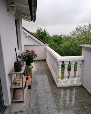 Guterhaltene 4-Zimmer-Maisonettewohnung mit Balkon in Gelnhausen