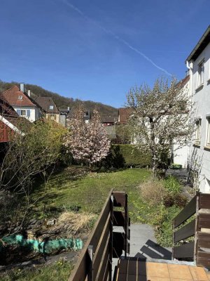 Freistehendes Einfamilienhaus in toller Lage von Tübingen mit zwei Garagen und schönem Garten
