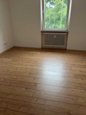 großzügige 3-Zimmer Wohnung im 1. OG