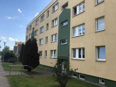 Eigentumswohnung mit 4 Zimmern, Balkon und Keller!