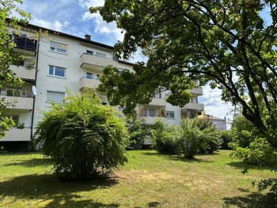 Von Privat: Erstbezug nach Renovierung 3-Zimmer Wohnung im Herzen Böblingens