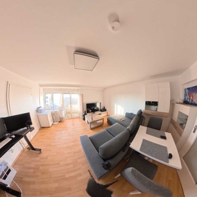 Helle 2,5-Zimmer Wohnung mit Balkon (Heizkosten und Strom sind Inklusiv in NB.