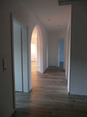 Sanierte 3-Zimmer-Wohnung mit Balkon in Rodgau