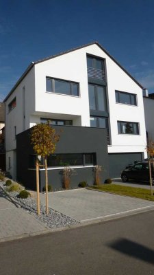 Ideal für Pendler: Moderne, komfortable 2-Zi.-Wohnung (Bezug auch früher möglich)