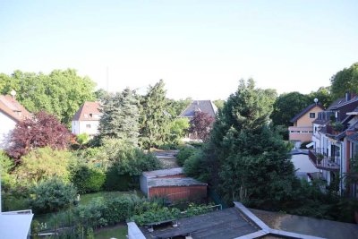 Wohnen am Ebertpark - renovierte 4-Zimmer-Wohnung