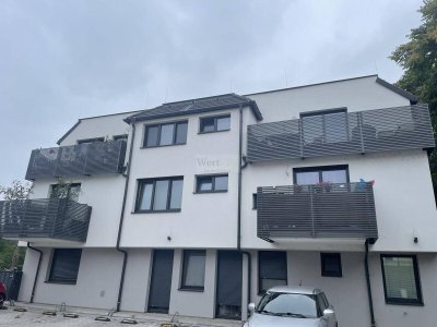 Moderne 3 Zimmer Wohnung mit Balkon in Grünruhelage zu vermieten!