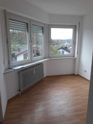 Wunderschöne 3-Zimmer-Wohnung mit Terrasse und Einbauküche in Passau