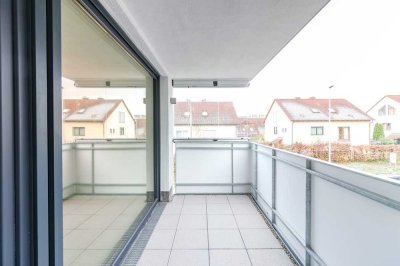 *ERSTBEZUG* Perfekt geschnittene 3-Zi.-Wohnung mit Balkon, EBK und TG-Stellplatz!