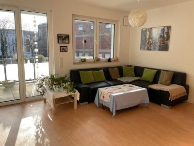 Helle moderne 2-Zimmer Wohnung mit Balkon und Stellplatz