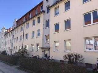 Da kommt man gern Heim. Kleine 3-Zimmer-Dachgeschosswohnung zu sofort!