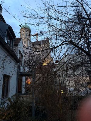 Ein Juwel in der Innenstadt. Neu möblierte 2 Zimmer Wohnung.