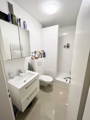 ***Studenten aufgepasst: Helles 1-Zi. Apartment, Pantry-Küche, Stellplatz***