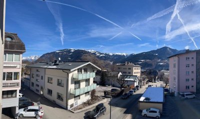 An exceptional 4-bedroom apartment ideally positioned next to the main ski lifts in Zell am See