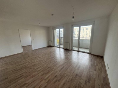 Geräumige 2-Zimmer Genossenschaftswohnung mit großzügiger Freifläche! - unbefristeter Mietvertrag